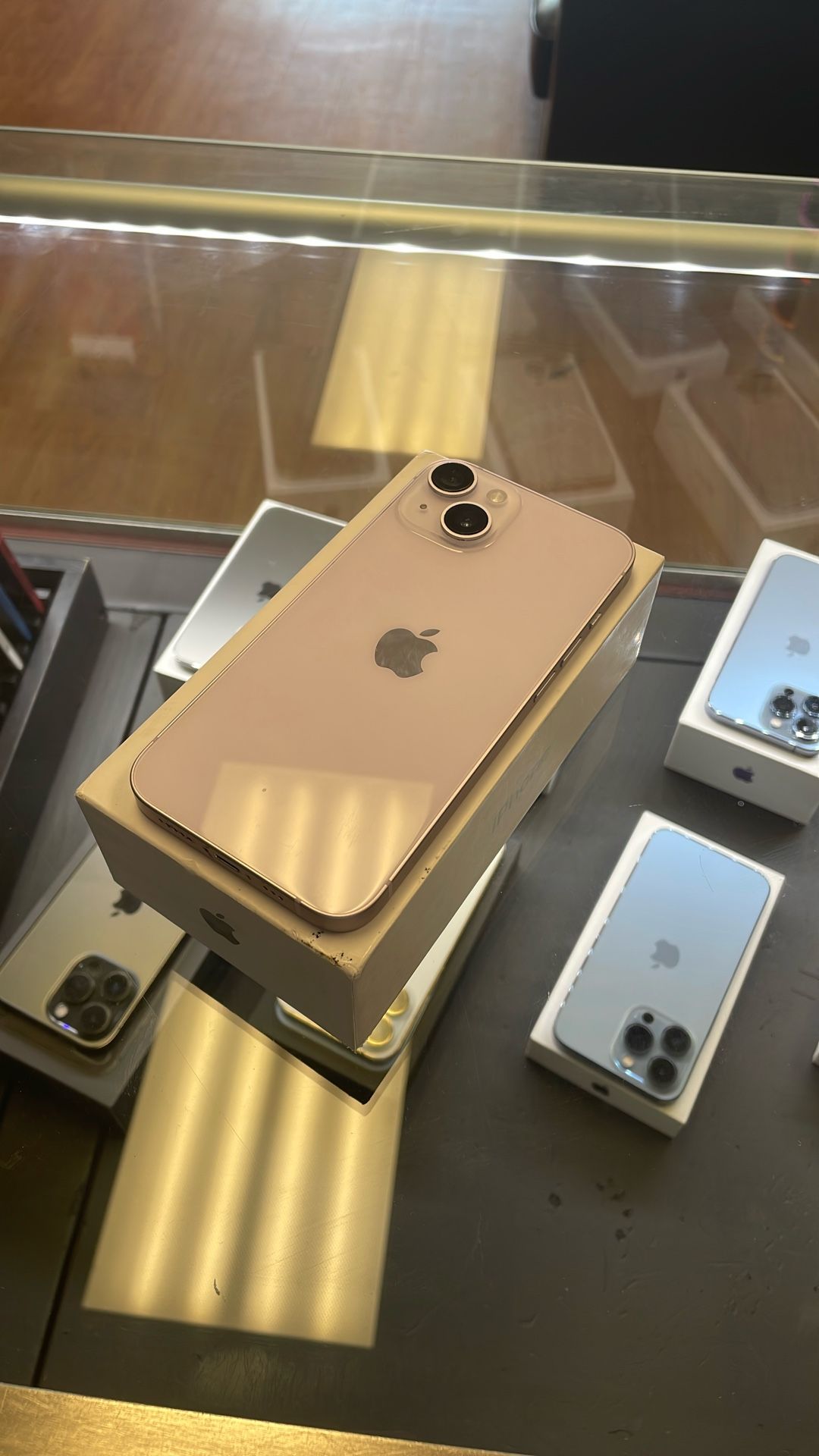 iPhone 14