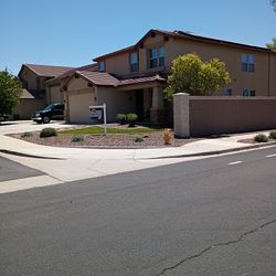RV Garage Home / Far North Peoria