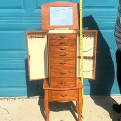 Jewelry Box