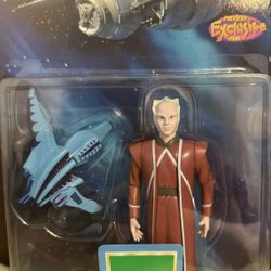 Bapbylon5 Lennier with minbari cruiser