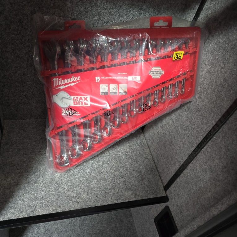 15pc Milwaukee Combination SAE Wrench Set,New, Financing Available 