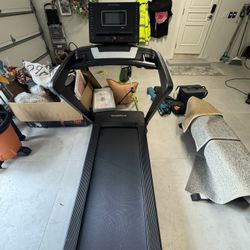 NordicTrack EXP 7i Series Treadmill