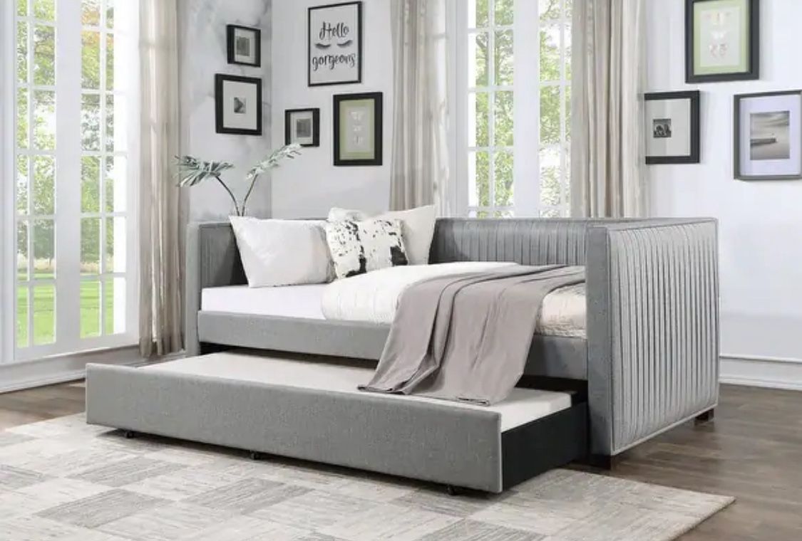 New Sturdy Solid Wood Pleated Soft Grey Upholstered Daybed with Trundle