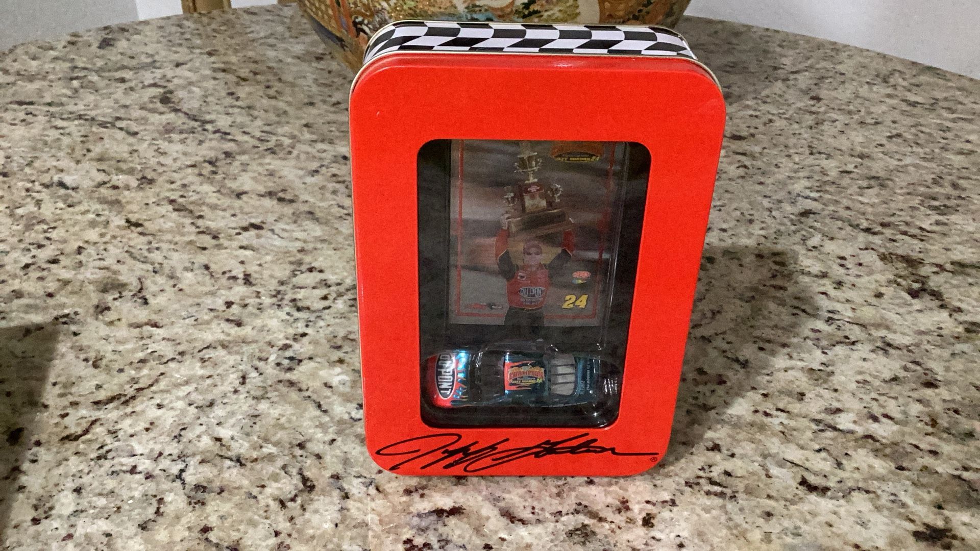 2001 Winston Cup Championship, Monte Carlo, Jeff Gordon #24