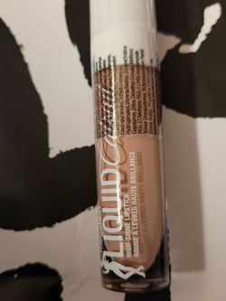 Megalast Liquid Shine Lipstick