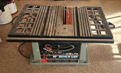 Vintage Delta 10" Motorized Bench Saw