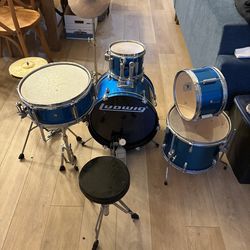 Kid drum set