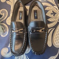 Boys Loafers  Size 3 