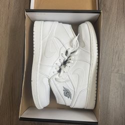 *Brand New Air Jordan 1 Mid Retro White Cool Grey