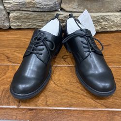 New H&M Boys Dress Shoes