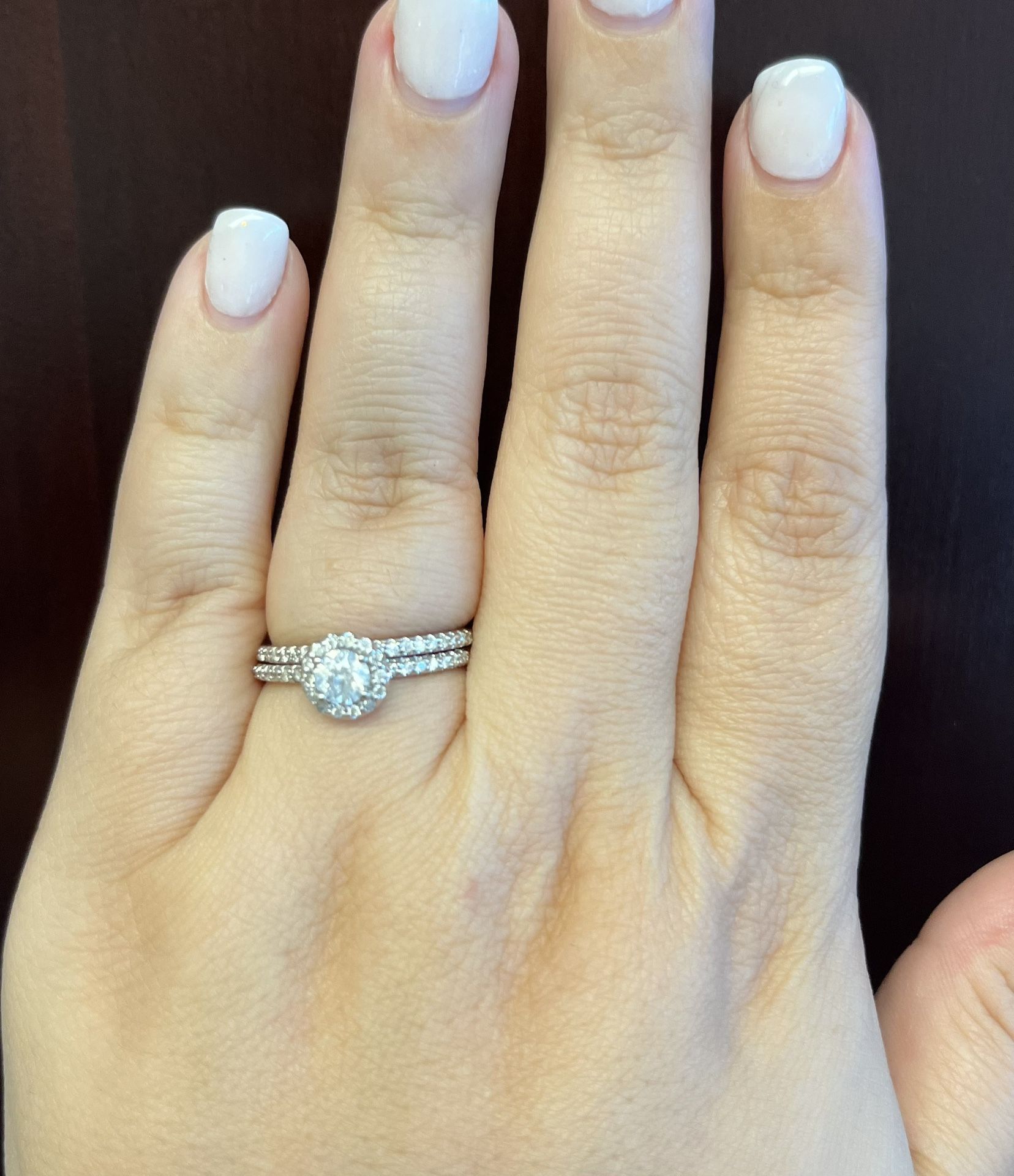 14k White Gold 0.93 ct. Diamond Wedding Band and Engagement Ring Set (Size 13)