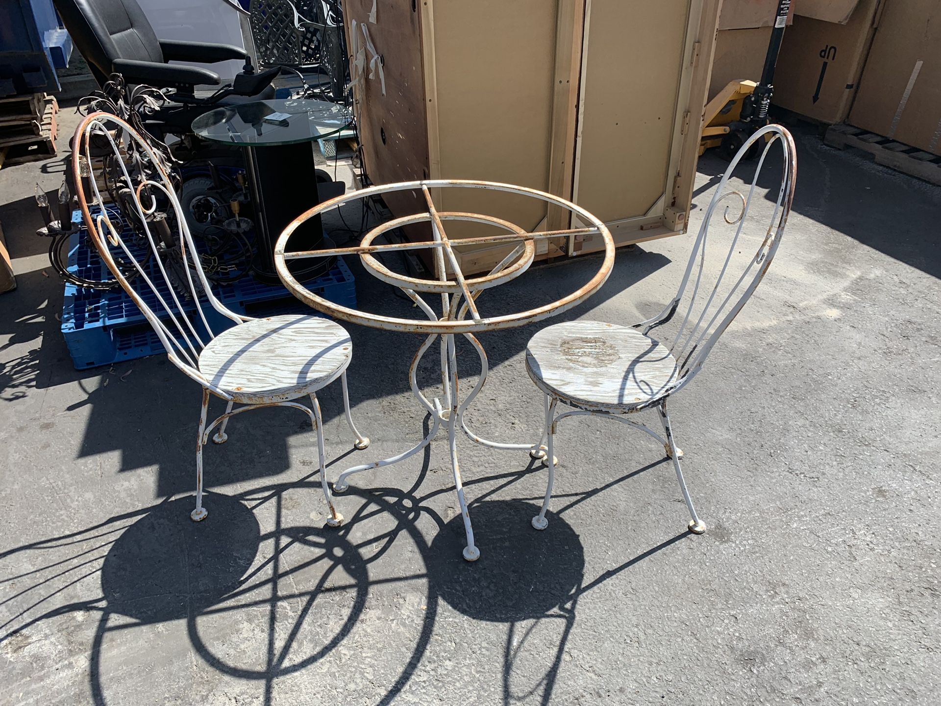 Vintage metal patio furniture