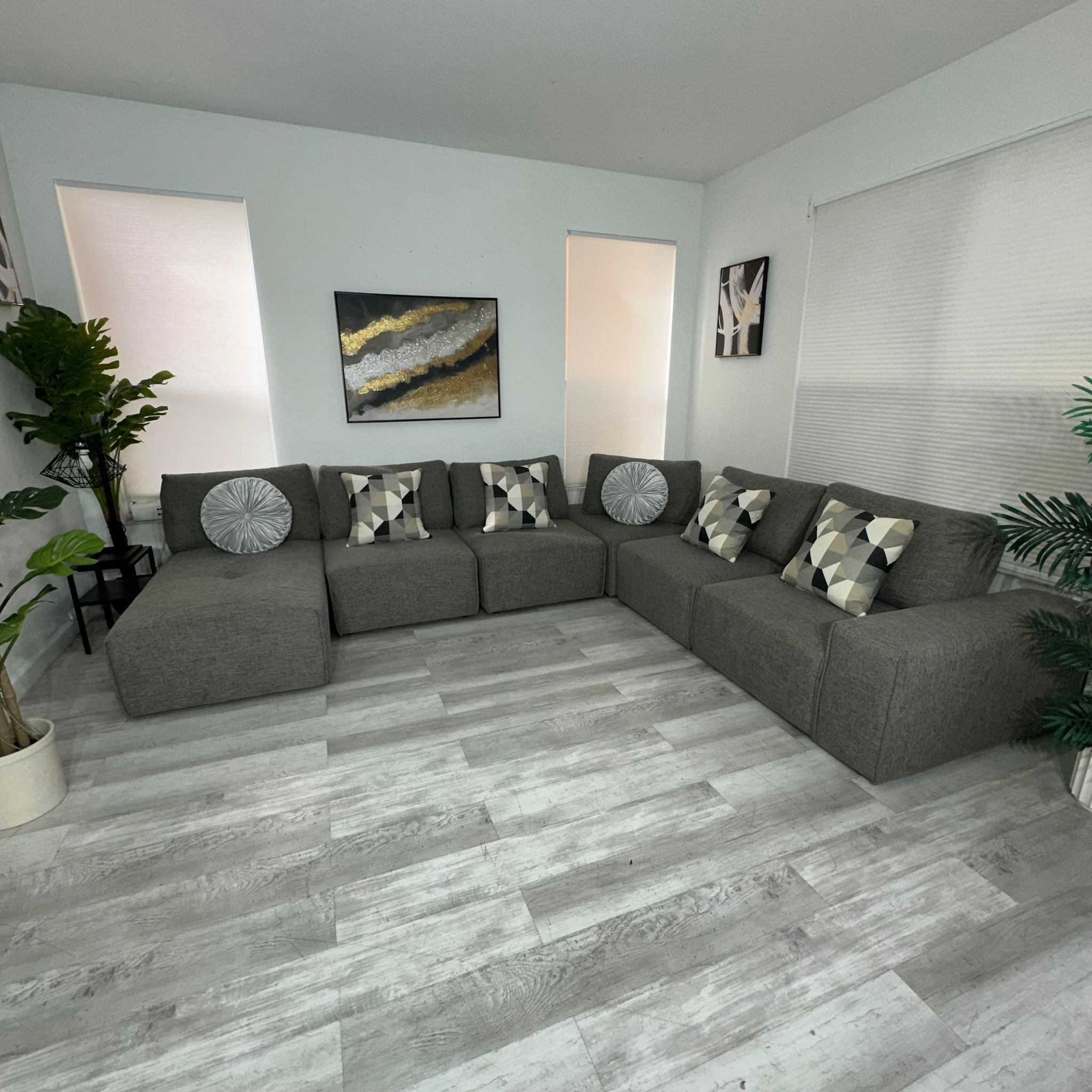 Rooms To Go Laney Park Sectional