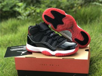 Air Jordan 11 Retro Bred Sneakers