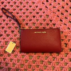 Michael Kors Jet Set Travel Wristlet 