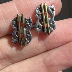 Men and women earrings 
