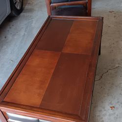 Coffee Table & Matching End Tables 