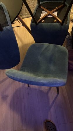 Small Table and 4 green felt chairs