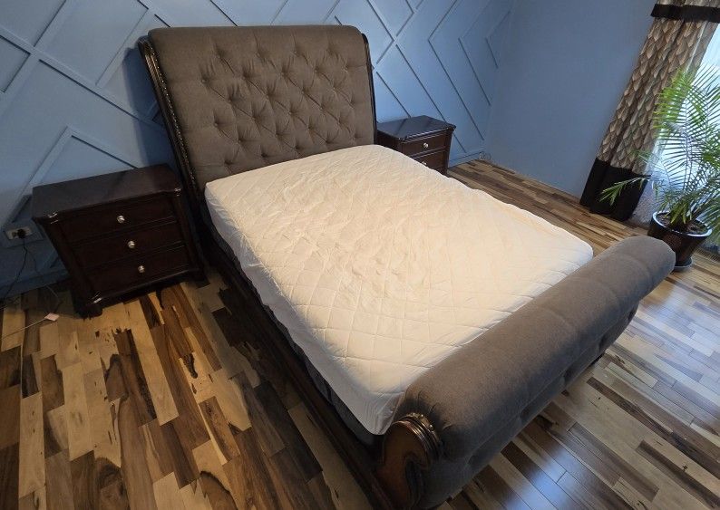 Queen Bed