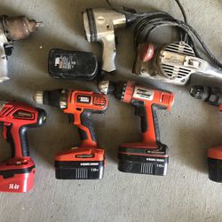 Lots Of Black & Decker, Durability Drill And vintage PET Sanders