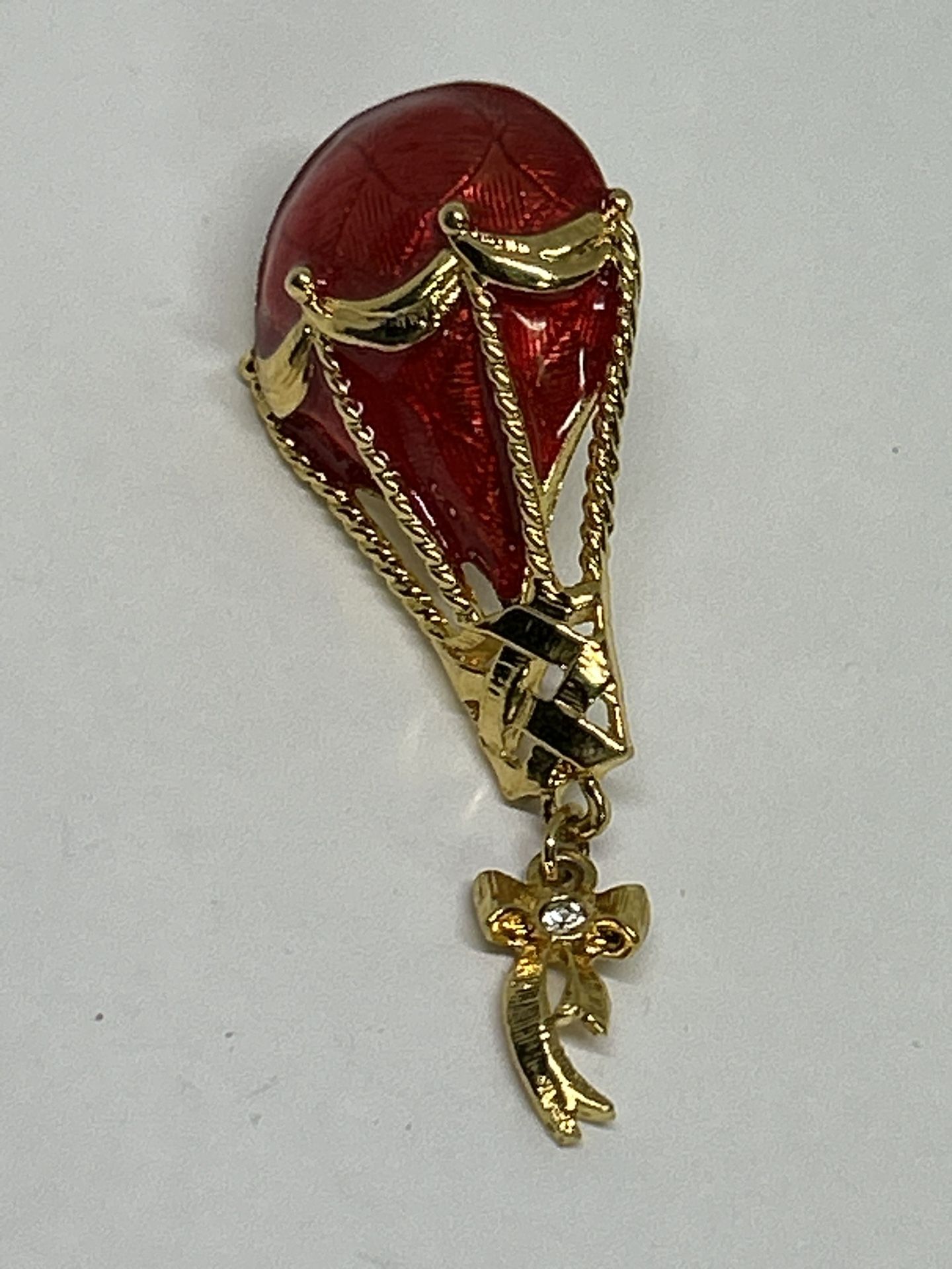 PIN BROOCH