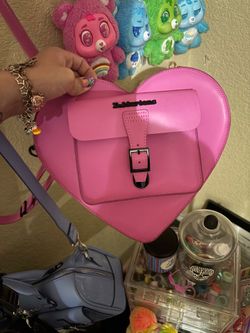 Dr martens pink heart bag