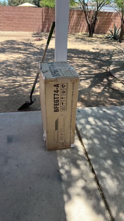 Portable grill - charcoal/propane hybrid