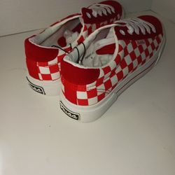 Ladies New Size 9 Shoe 