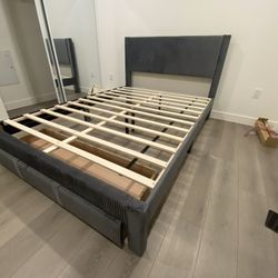 Queen Size Bed Frame With Mattress 