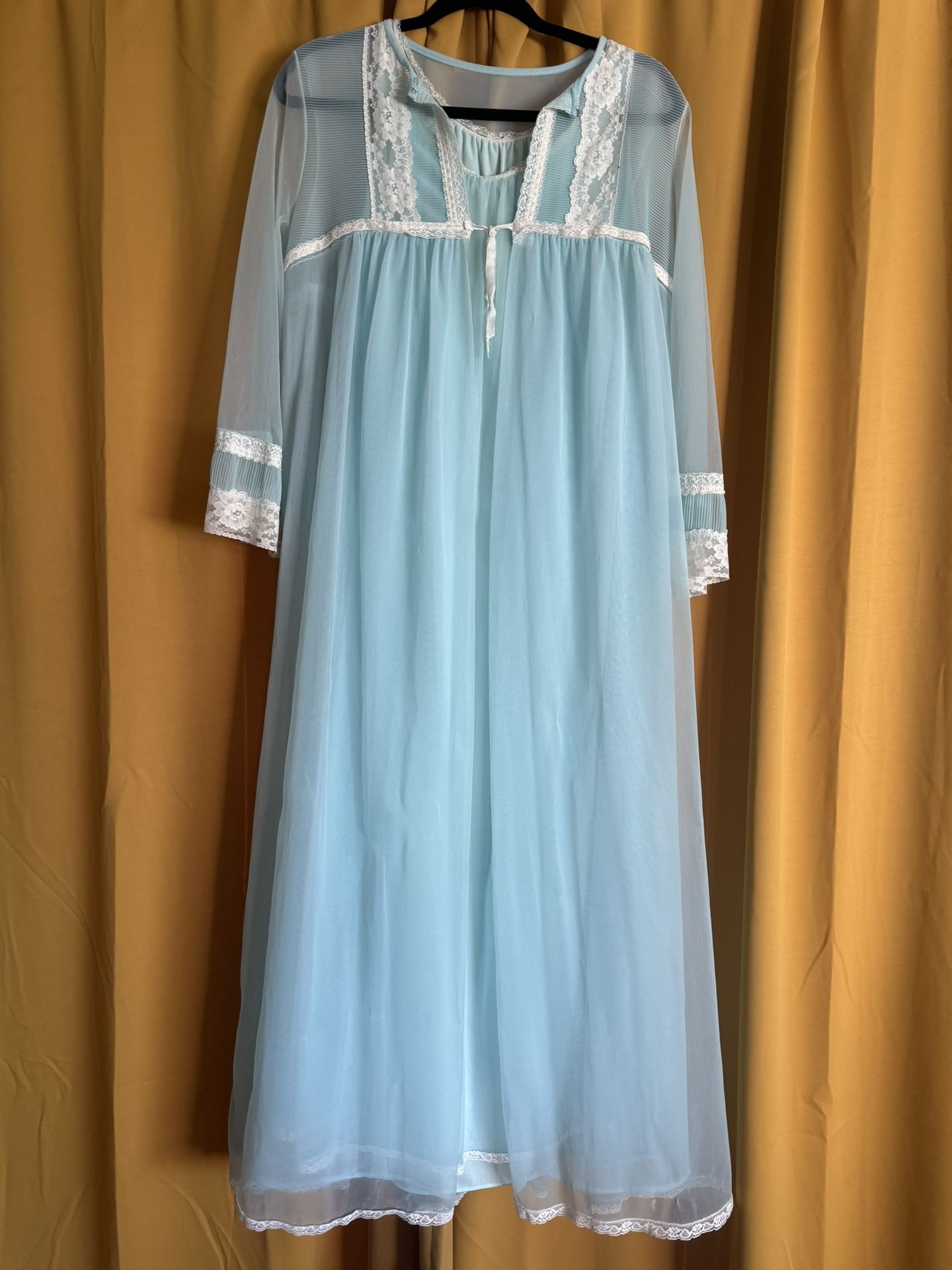 Vintage Nightgown