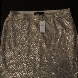Banana Republic Sparkly Gold Knee Leinght Skirt