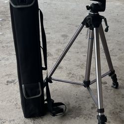 Pro Master Camera Tripod