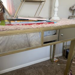 GLAMOROUS GILT VANITY