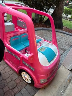 Barbie camper