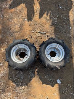 Quad paddle tires.