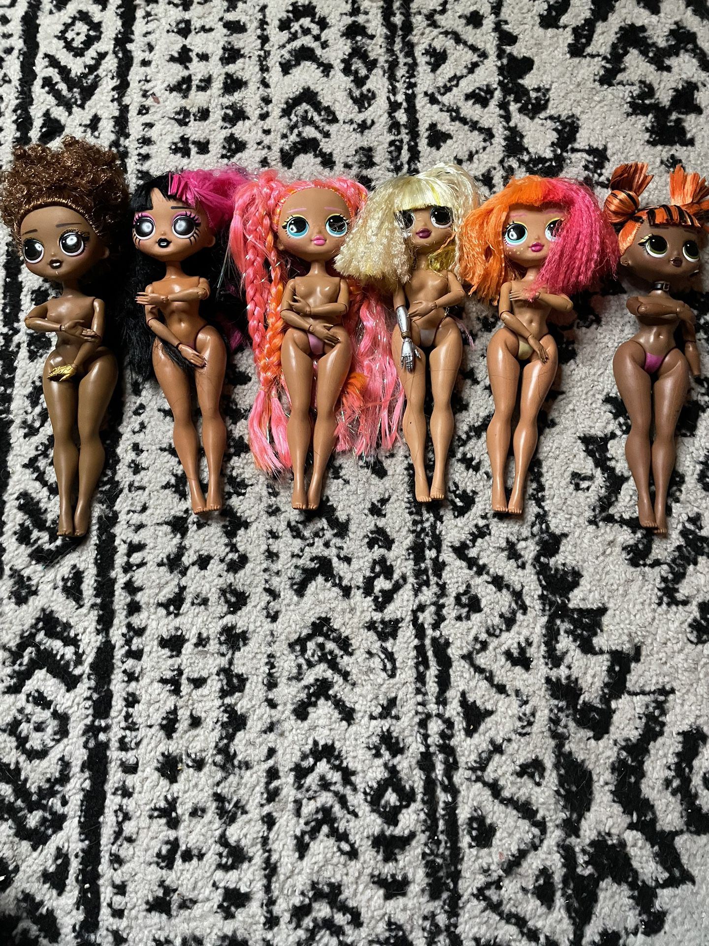 6 Set lol Dolls 