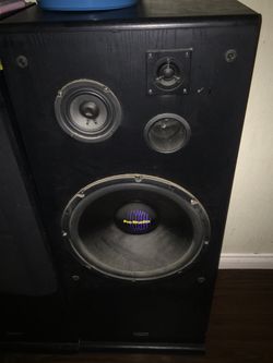 Tech wood pro studio speakers NOT FREE