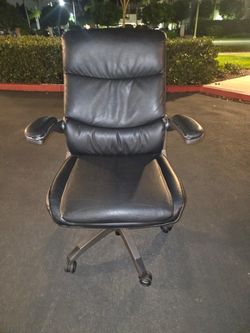 La-Z-Boy Executive Chair