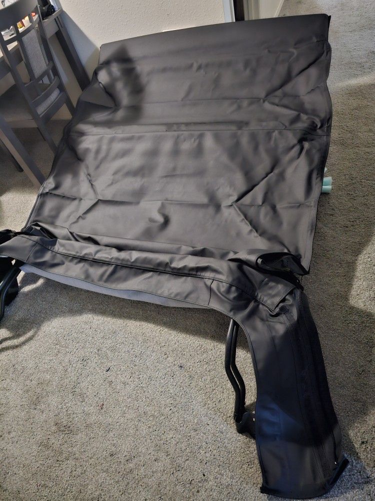 Jeep Wrangler JKU s4dr Soft Top Only