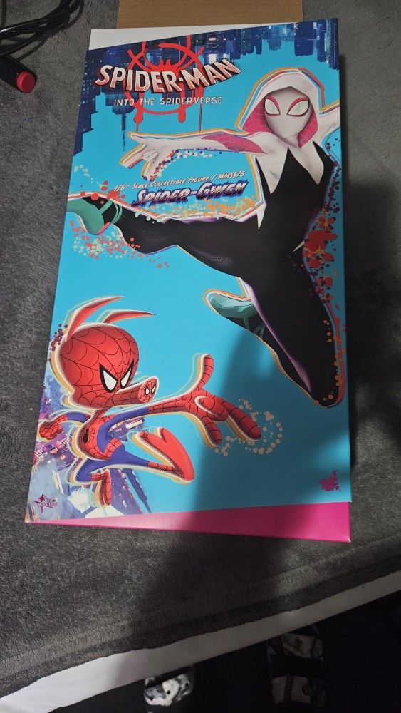 Hot Toys Spider-Gwen