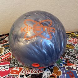 15lb Kinetic Two Handed Bowling Ball 