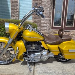 2015 HARLY DAVISON MOTORCYCLE