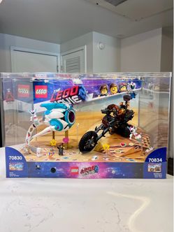 LEGO Movie 2 Store Display Case Sets 70830 & 70834