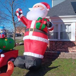 10' Santa And Santa Truck Inflatable 