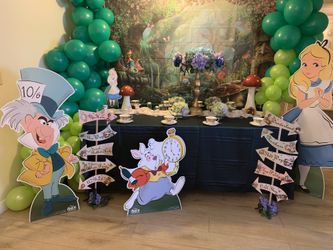 Tea party birthday decorator