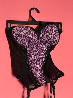 Women’s lingerie medium