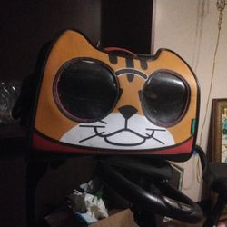 Cat Carrier With Back Straps