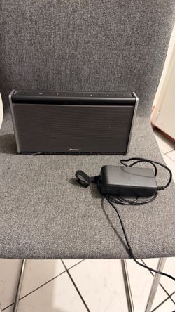 Bose 404600 SoundLink Wireless Mobile Speaker Bluetooth Speaker w Power Cord