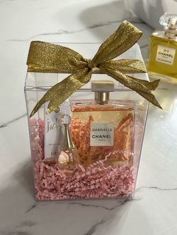 Gabrielle Chanel Paris Set New(3.4 oz full size $125