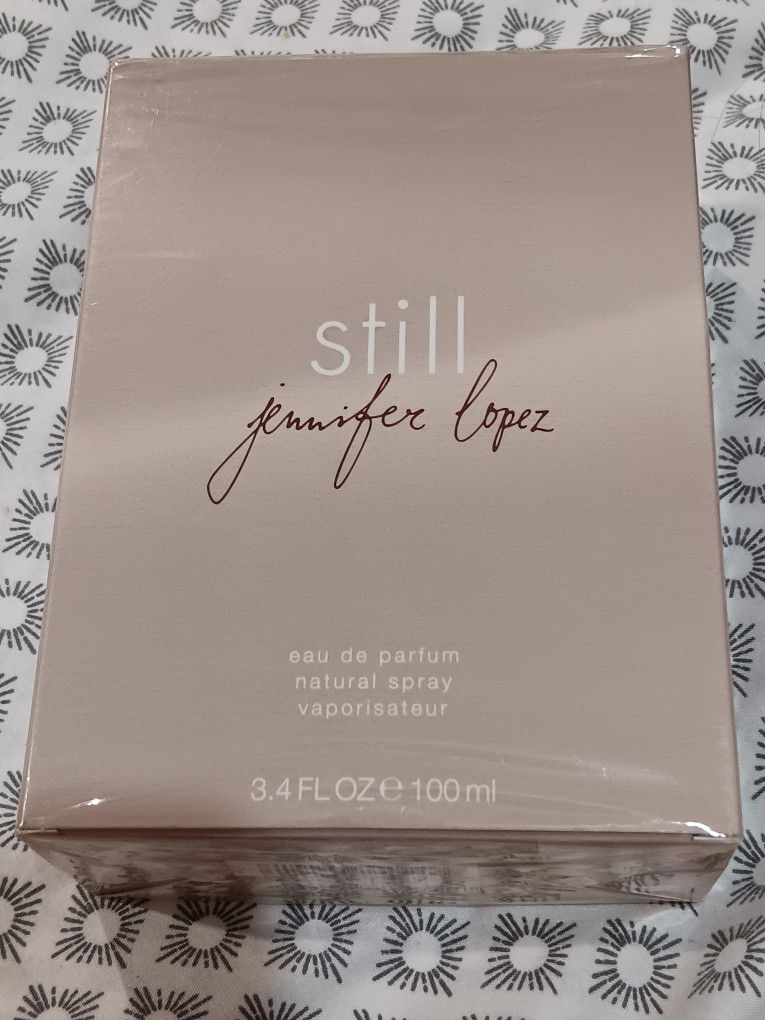 New "Still" Perfume By Jennifer's Lopez